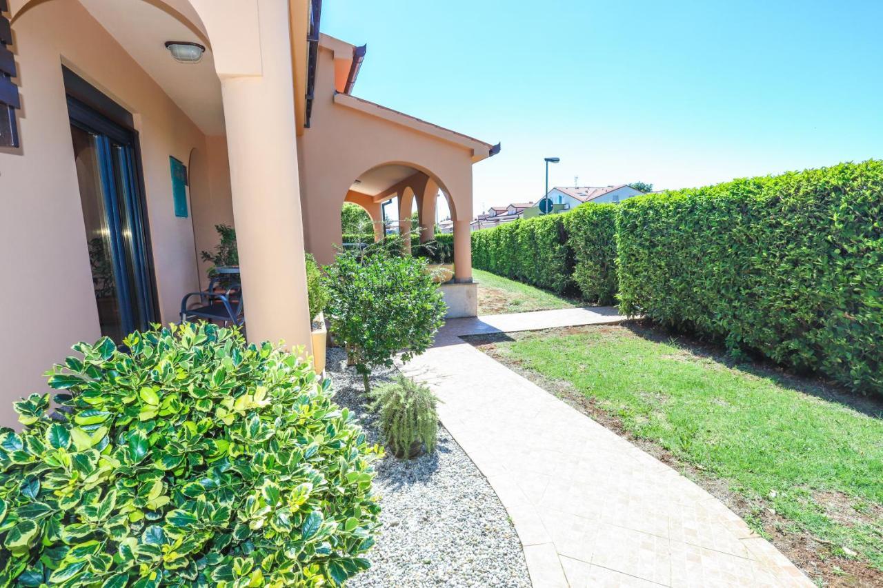 Apartments Villa Irena Пореч Экстерьер фото