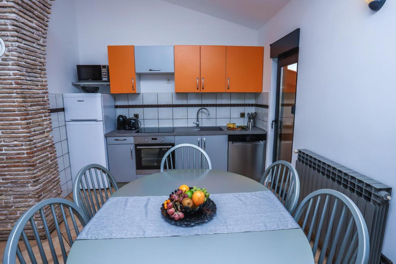 Apartments Villa Irena Пореч Экстерьер фото