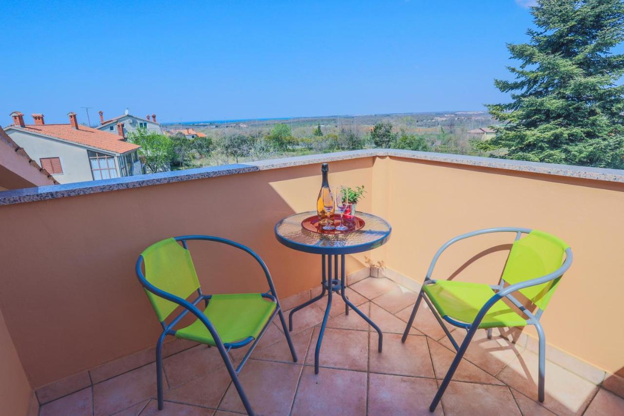 Apartments Villa Irena Пореч Экстерьер фото