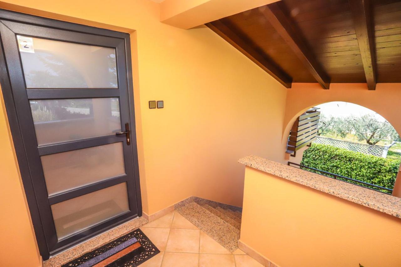 Apartments Villa Irena Пореч Экстерьер фото