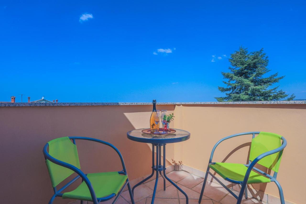 Apartments Villa Irena Пореч Экстерьер фото