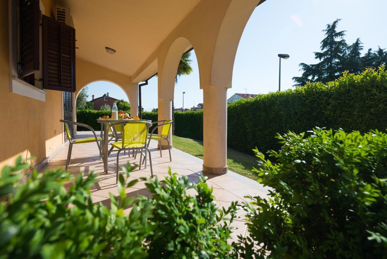Apartments Villa Irena Пореч Экстерьер фото