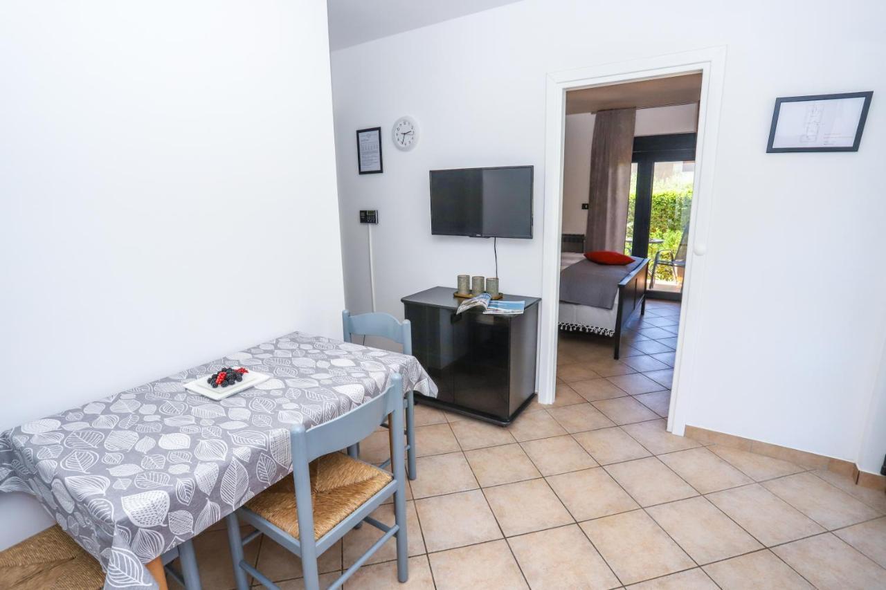 Apartments Villa Irena Пореч Экстерьер фото