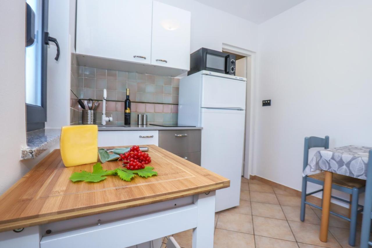 Apartments Villa Irena Пореч Экстерьер фото