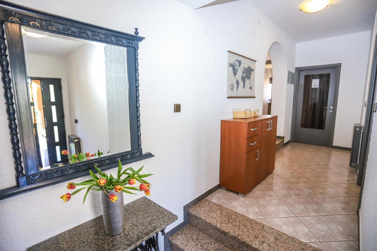 Apartments Villa Irena Пореч Экстерьер фото