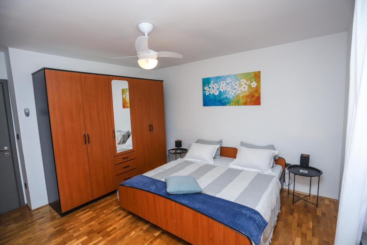 Apartments Villa Irena Пореч Экстерьер фото