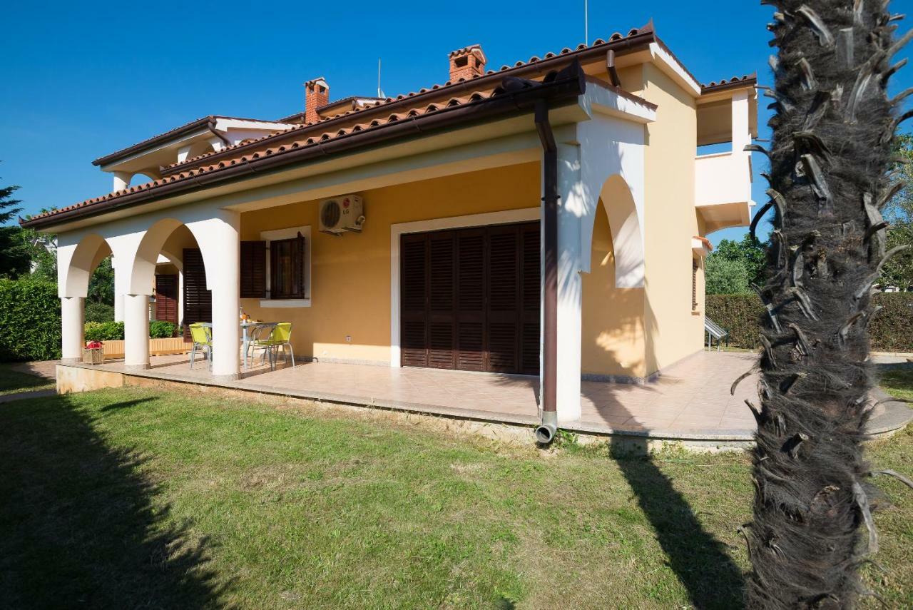 Apartments Villa Irena Пореч Экстерьер фото